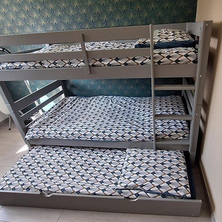 Agreable Maison Avec Jardin A Joinville Eksteriør billede